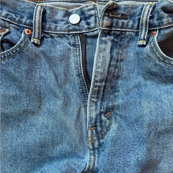 Levi's Classic 505 Straight Blue Jeans - Picture 3 of 10